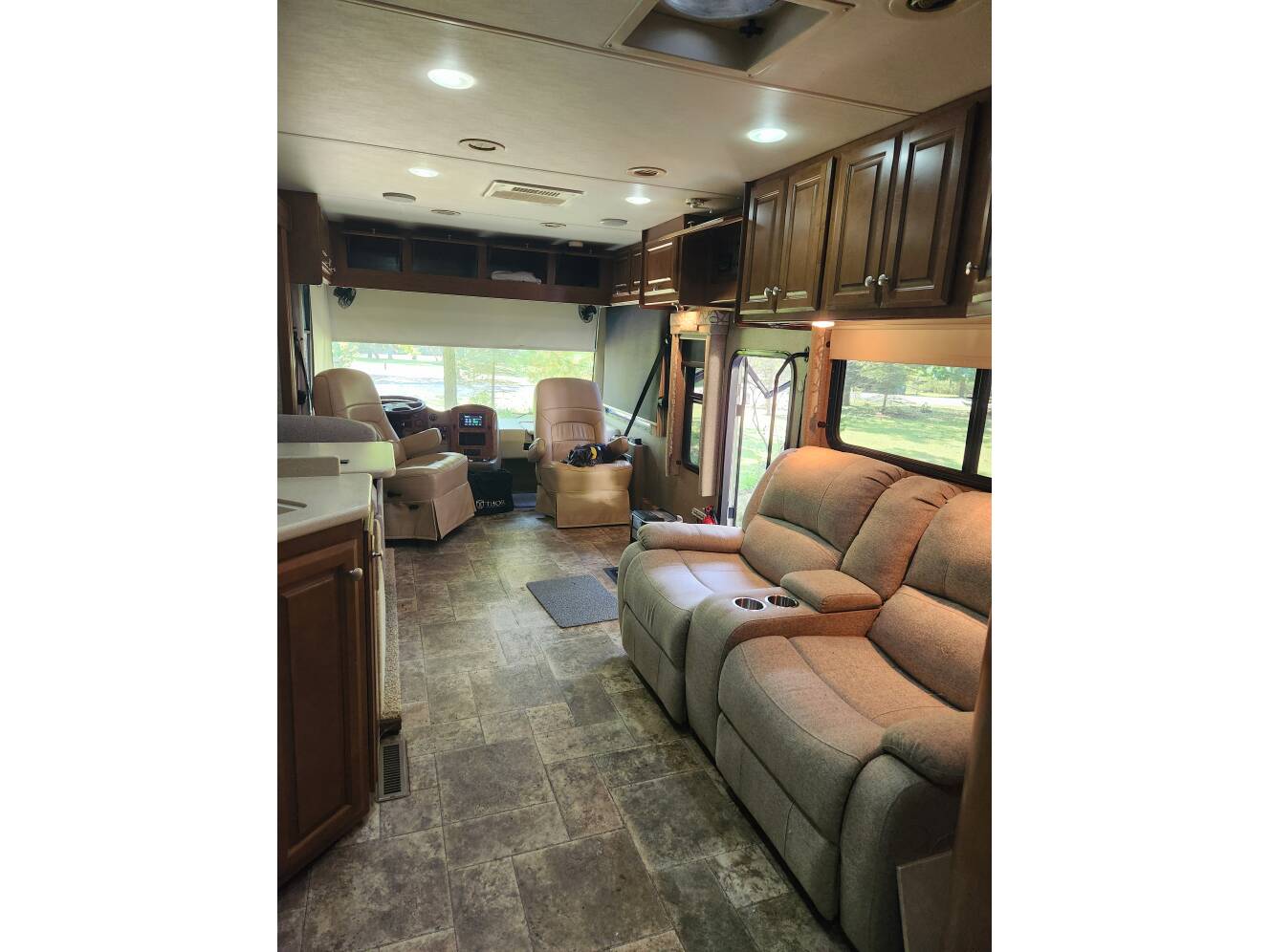 A photo of this 2013 Thor Motor Coach PALAZZO 35 1