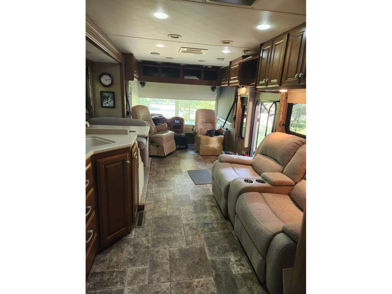 A photo of this 2013 Thor Motor Coach PALAZZO 35 1