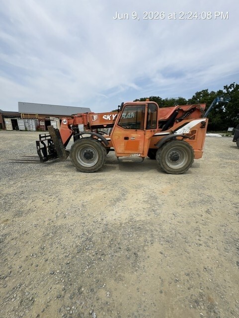 2011 SKYTRAK 10054 in Willow Street, PA