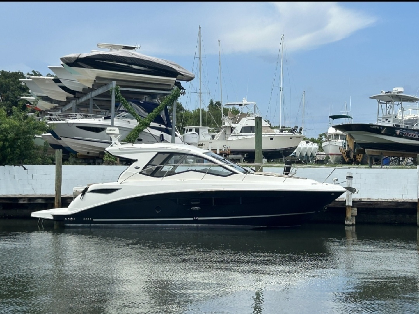 2018 Sea Ray 350 SUNDANCER COUPE 390 in melbourne FL