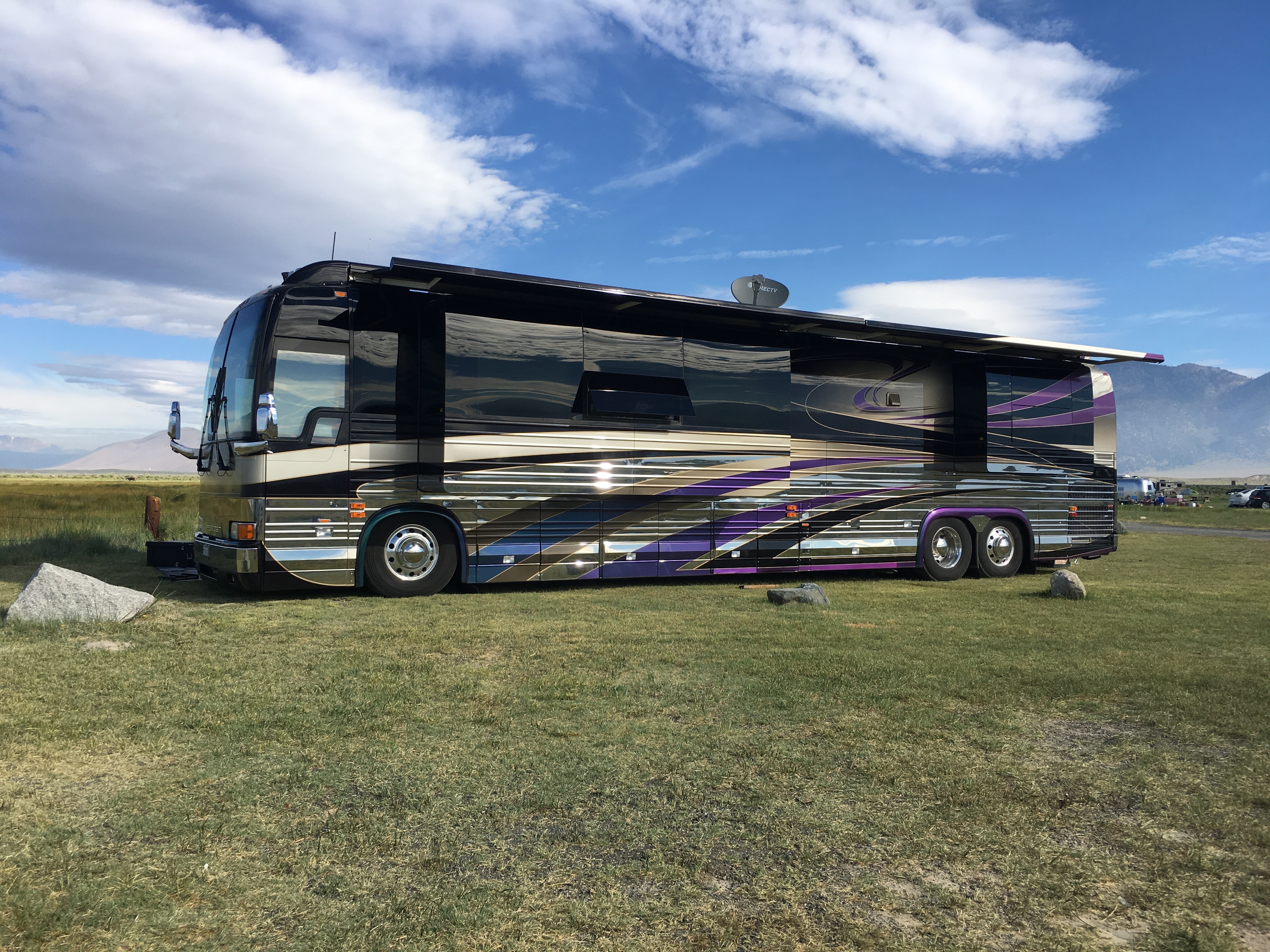 2003 Prevost XLII 45 RV