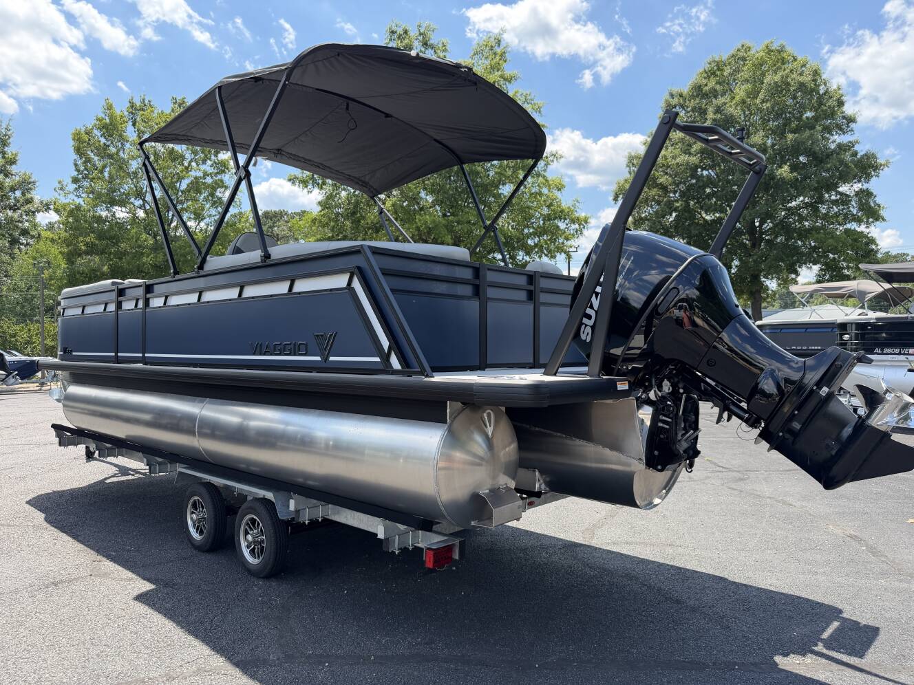A photo of this 2027 Viaggio Lago V-22U