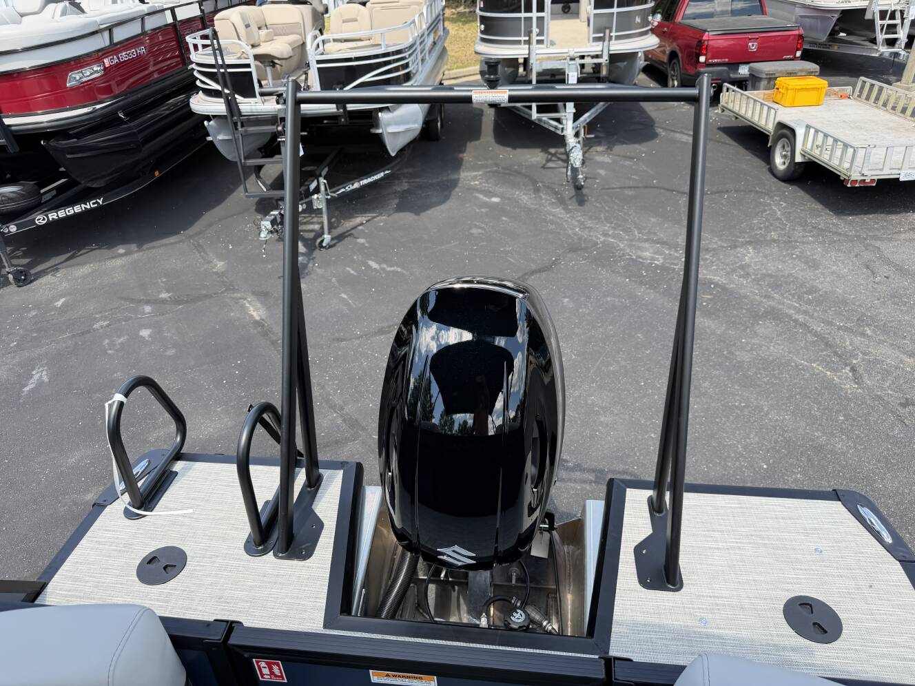 A photo of this 2027 Viaggio Lago V-22U
