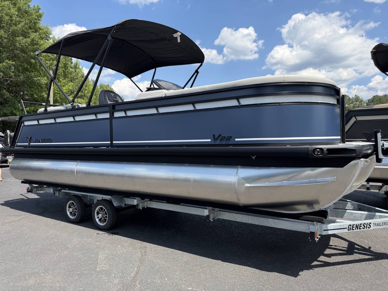 A photo of this 2027 Viaggio Lago V-22U