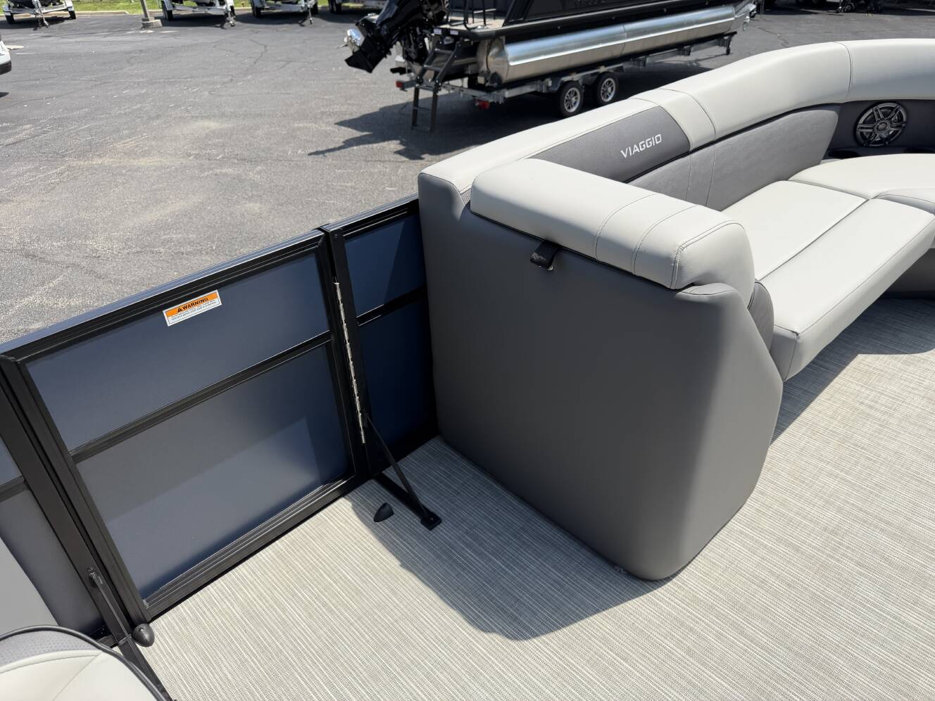 A photo of this 2027 Viaggio Lago V-22U
