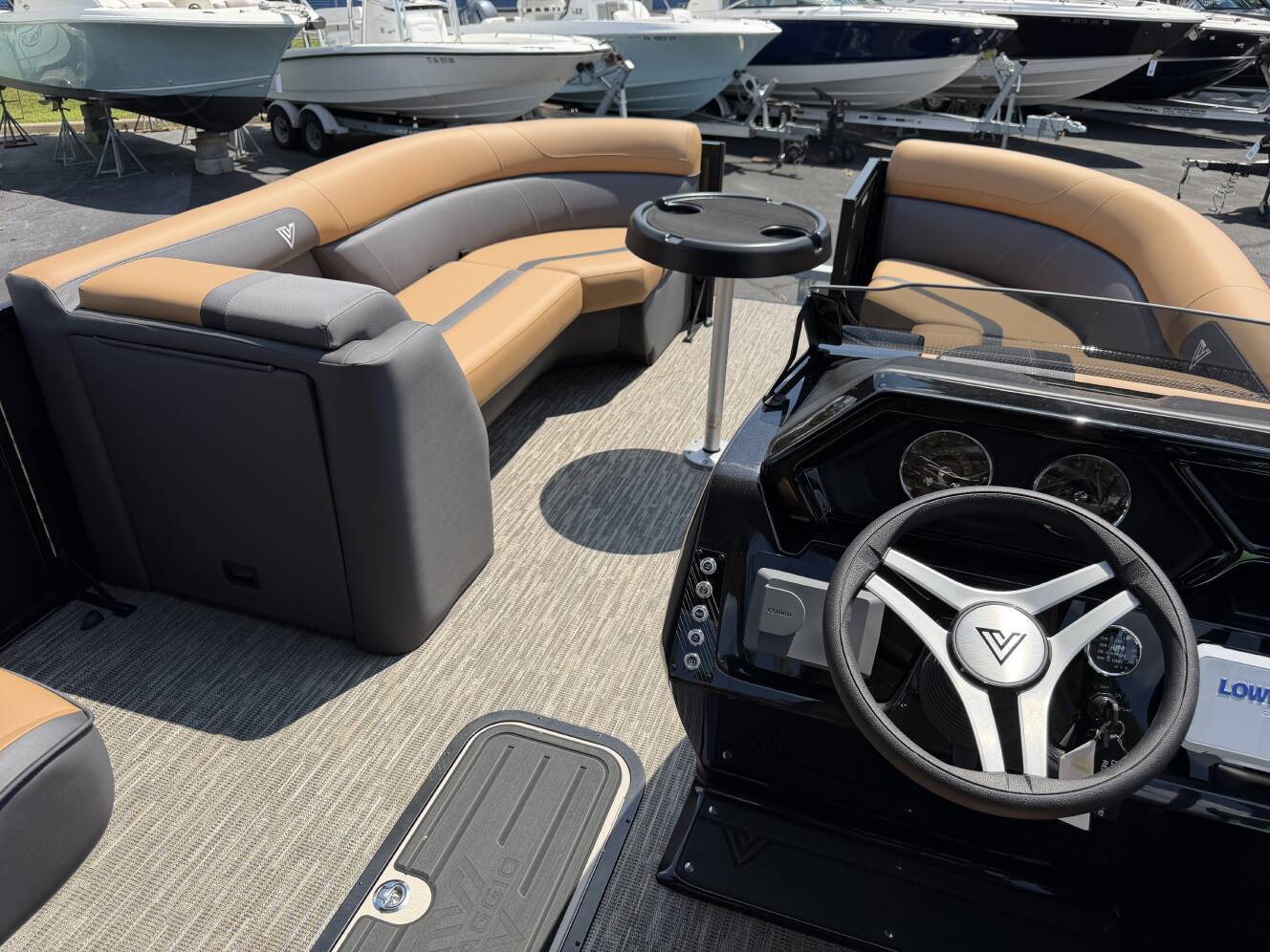 A photo of this 2027 Viaggio Lago X-22S