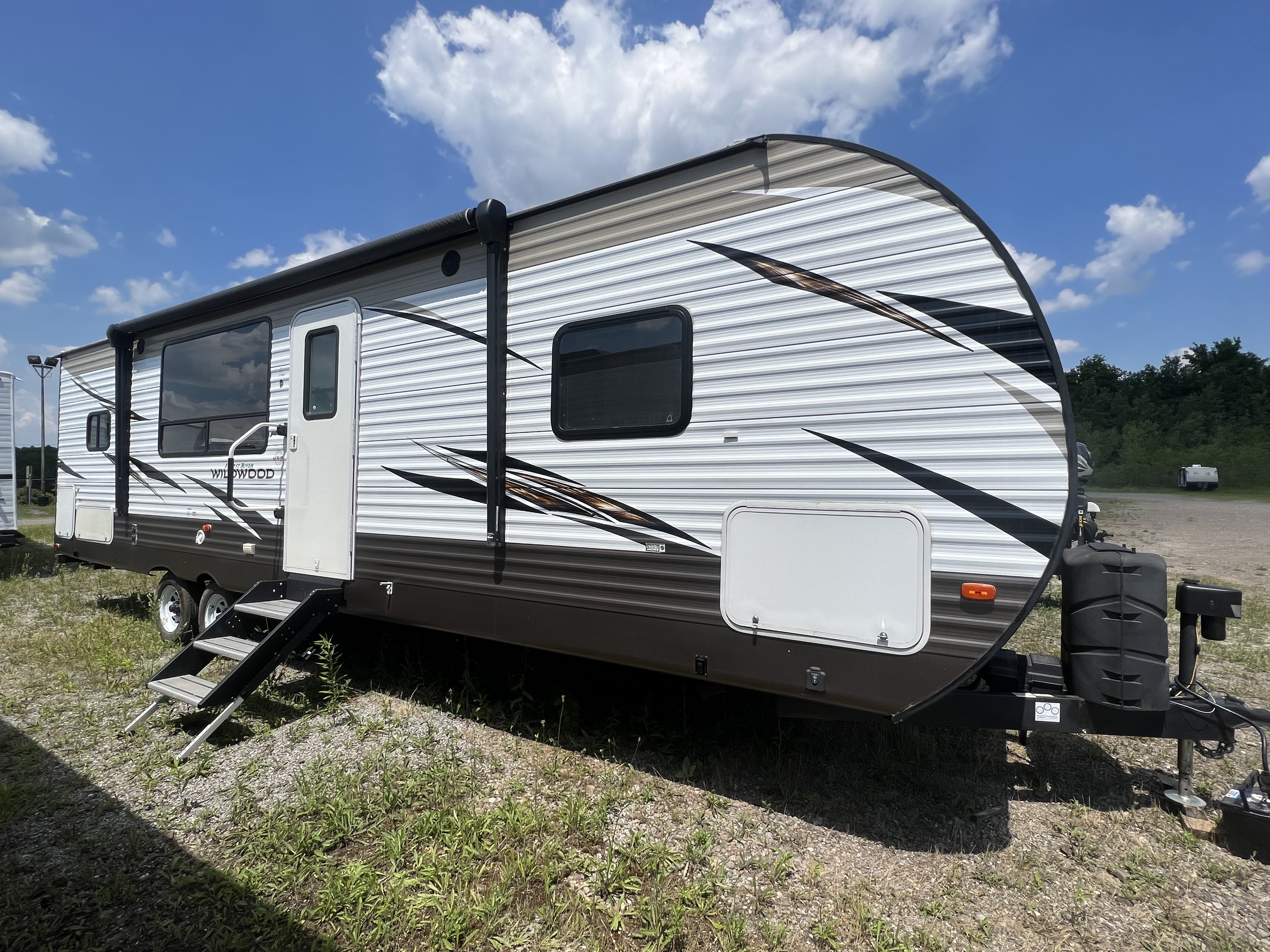 2018 Forest River WILDWOOD 27RKSS RV