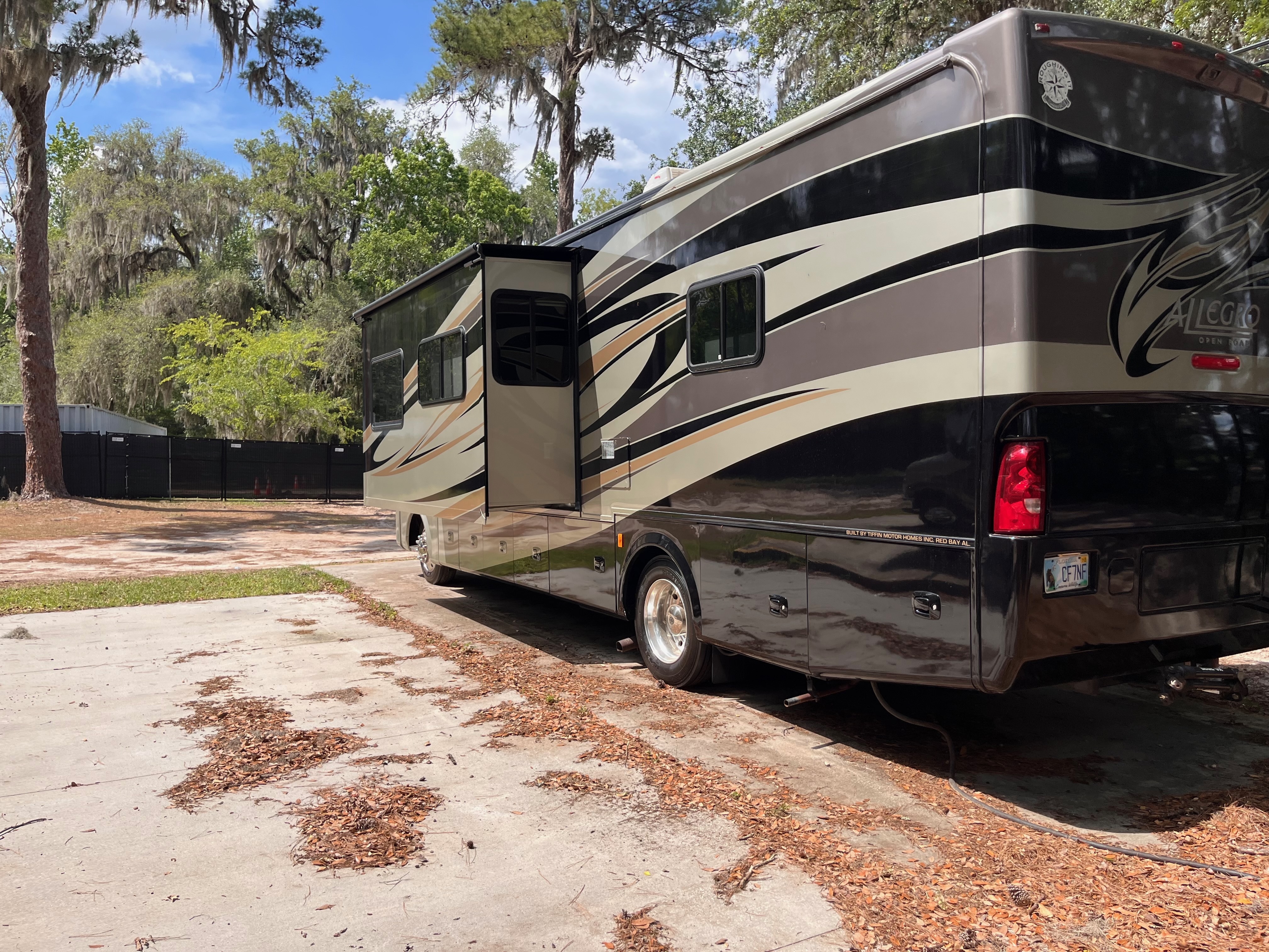 2012 Tiffin Motorhomes ALLEGRO OPEN ROAD 32CA in gainesville FL