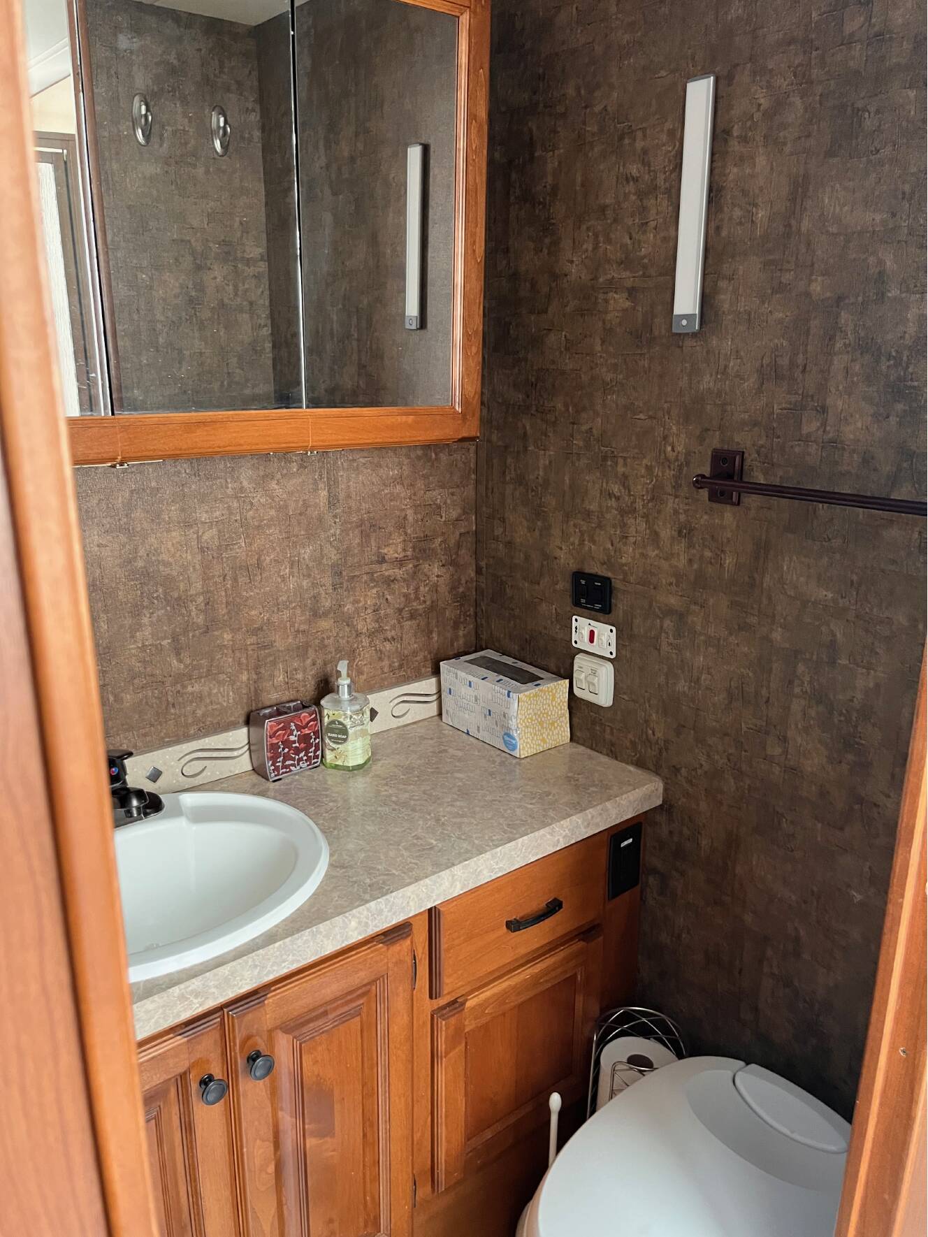 A photo of this 2012 Tiffin Motorhomes ALLEGRO OPEN ROAD 32CA