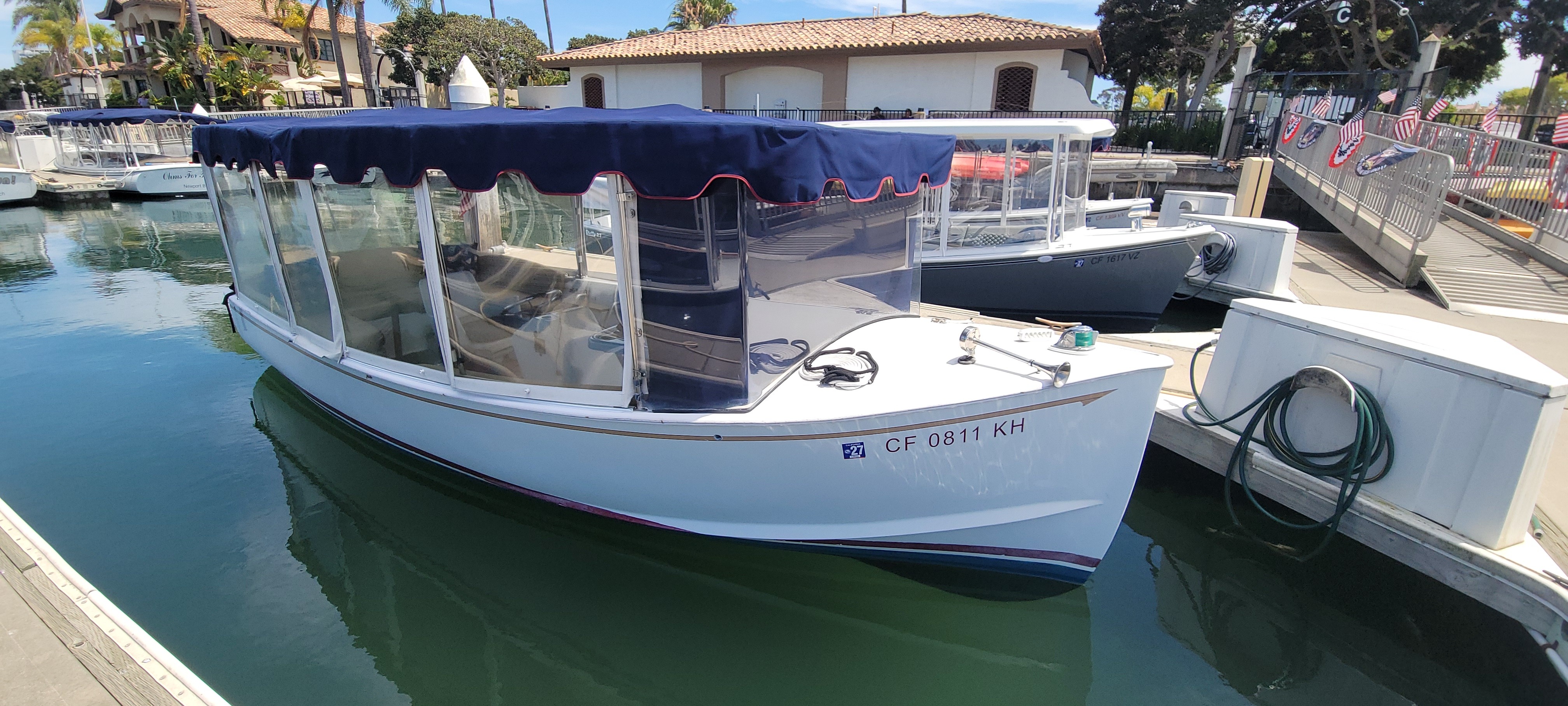 1989 Duffy Electric Boat Co CLASSIC 20 in newport beach CA