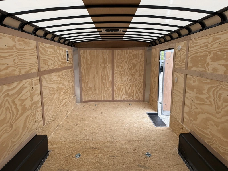 2027 HAUL ABOUT LPD8520TA3