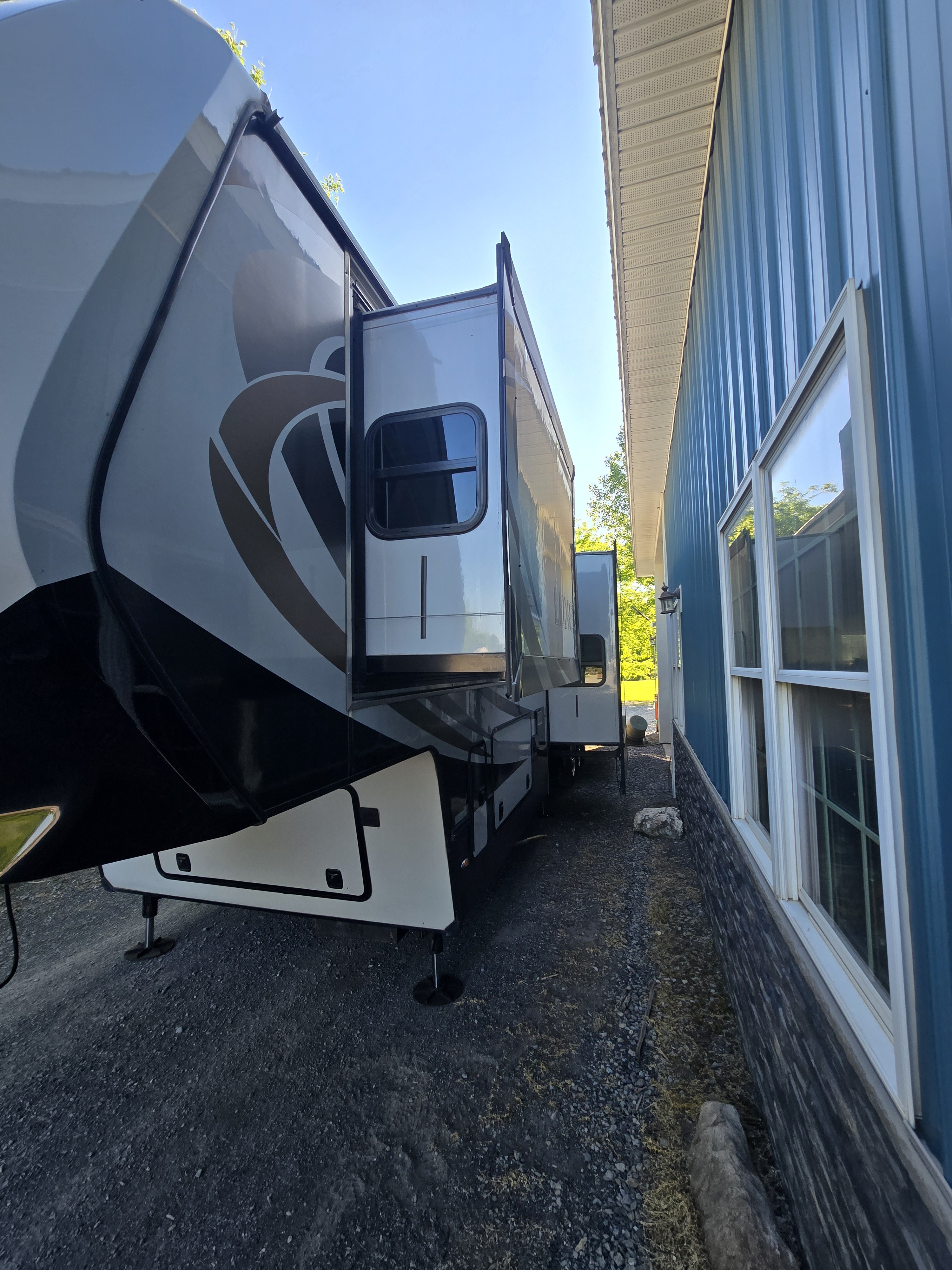 2018 Luxe GOLD 41GMD in selkirk NY