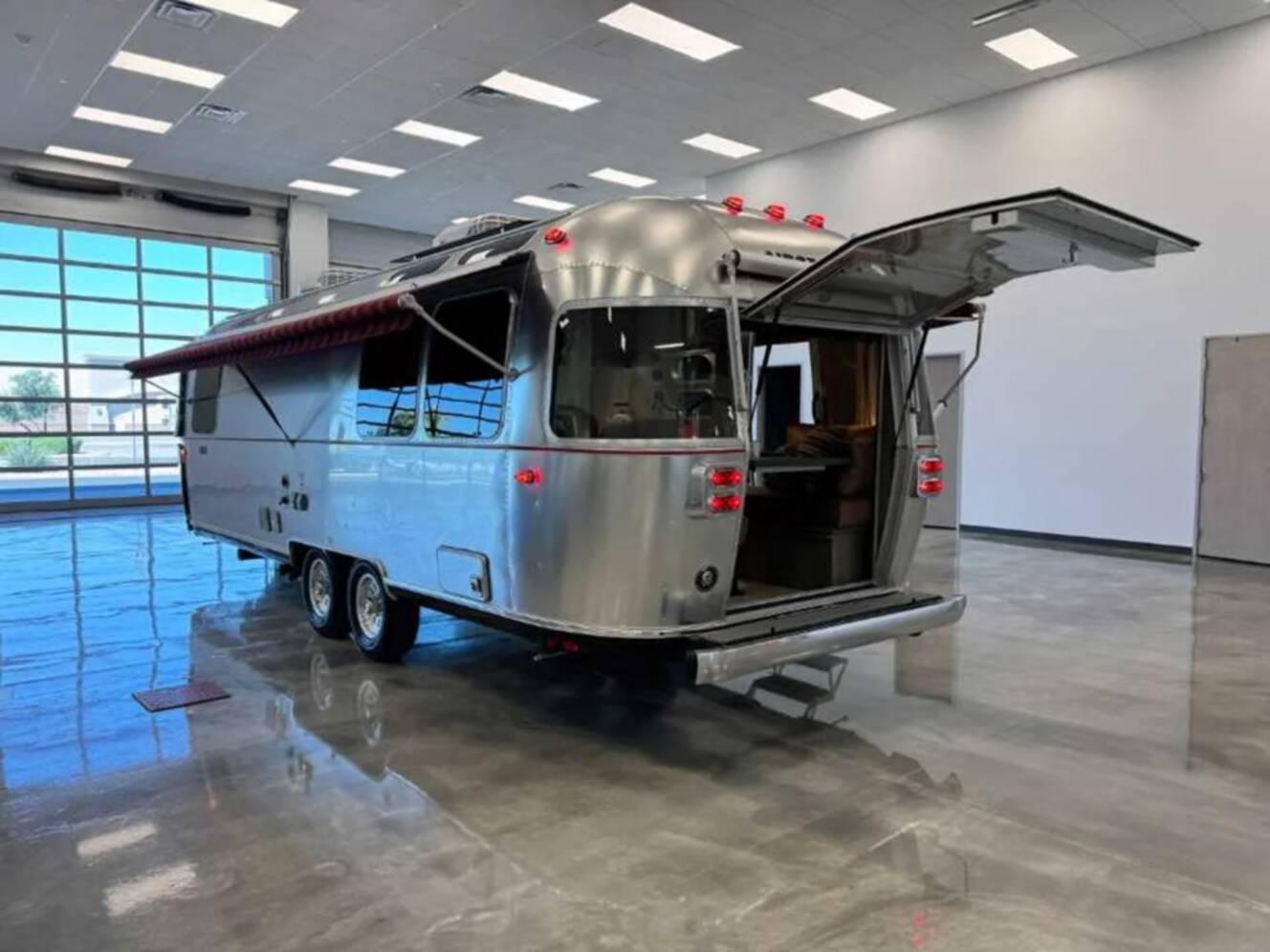A photo of this 2026 Airstream STETSON 6666 27FBQ HATCH