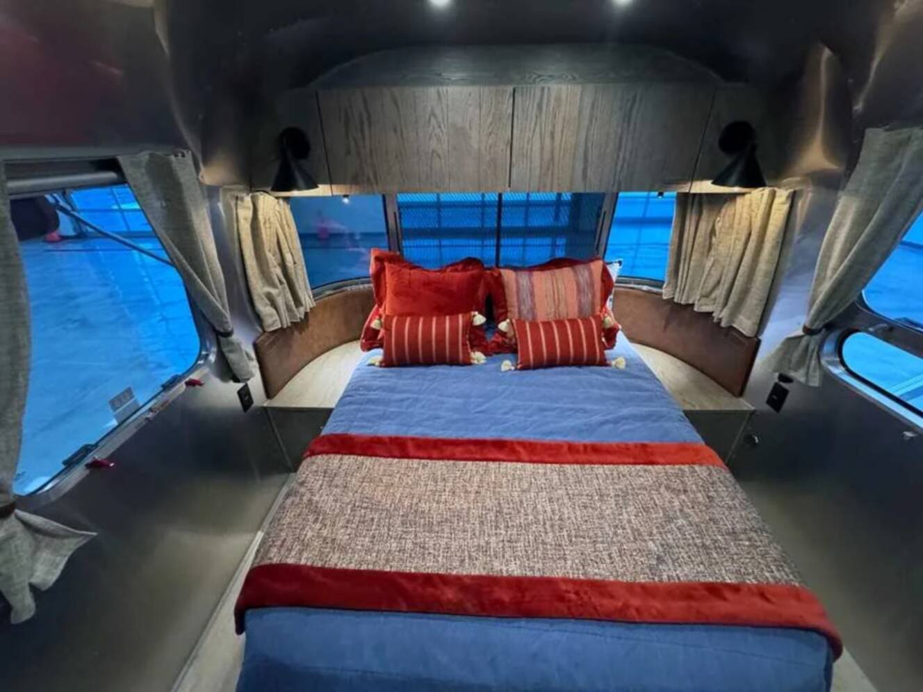 A photo of this 2026 Airstream STETSON 6666 27FBQ HATCH