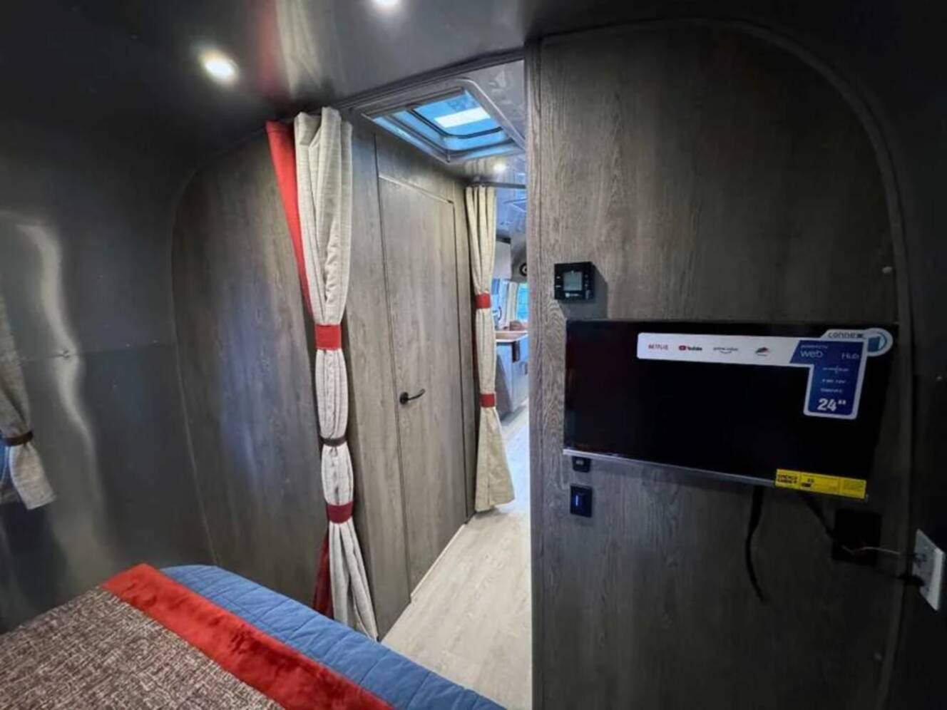 A photo of this 2026 Airstream STETSON 6666 27FBQ HATCH