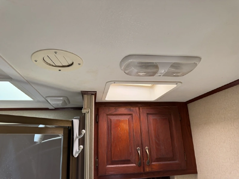 2009 CARRIAGE CAMEO 35SB3