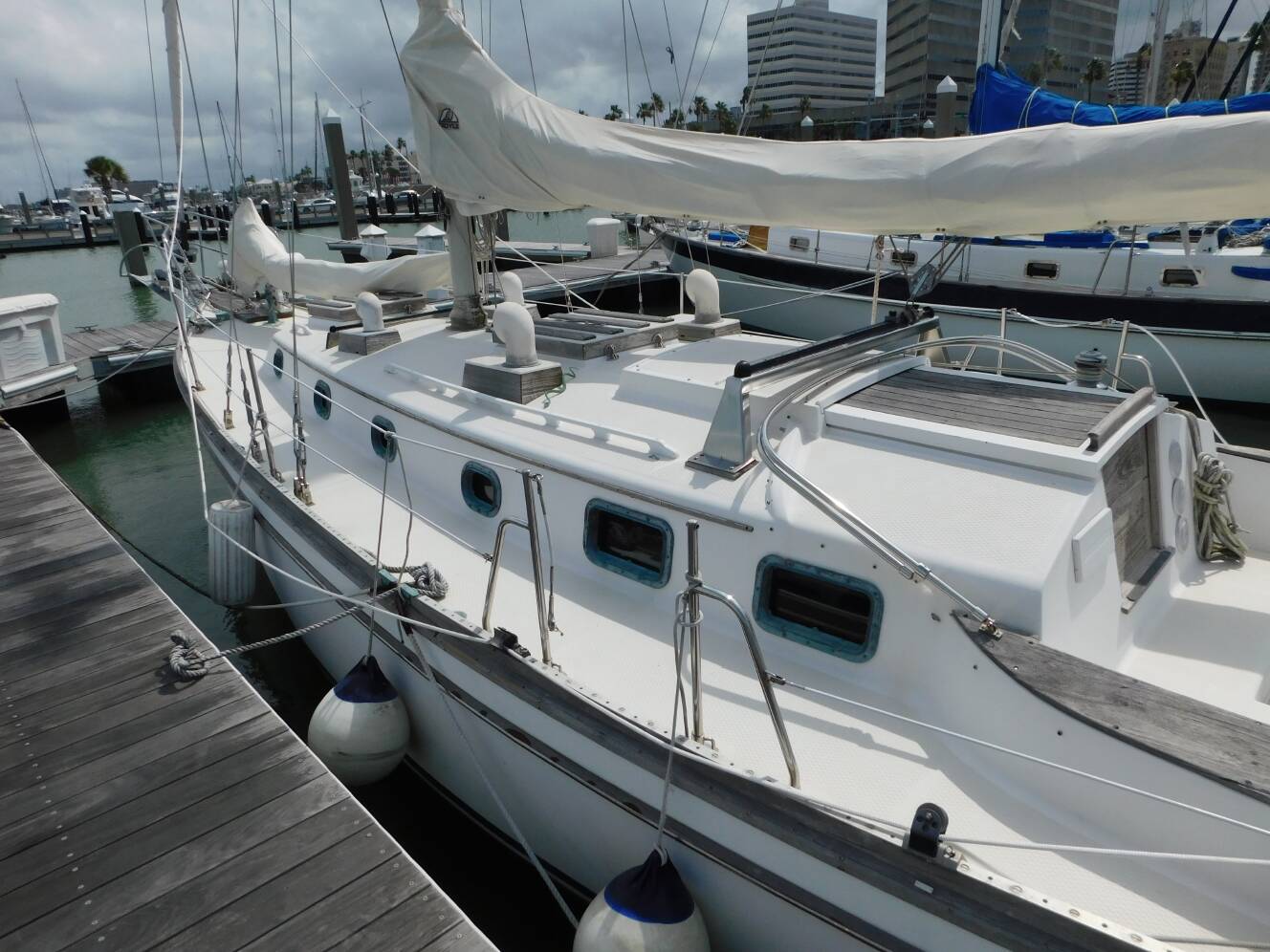 A photo of this 1988 Shannon 37 Cutter Sloop