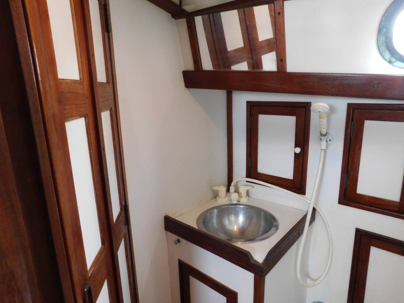 A photo of this 1988 Shannon 37 Cutter Sloop
