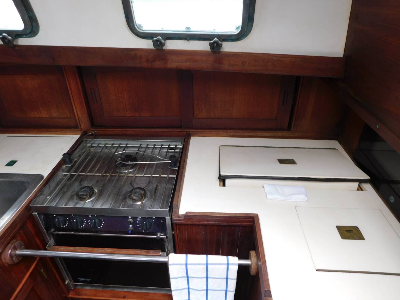 A photo of this 1988 Shannon 37 Cutter Sloop