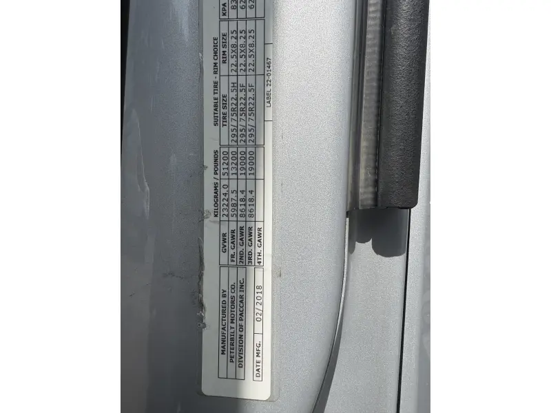 2019 PETERBILT 579