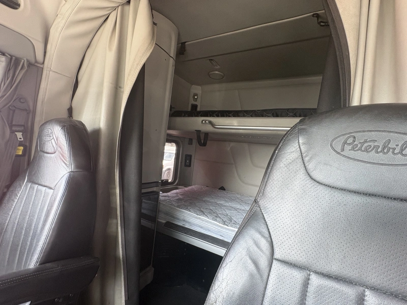 2019 PETERBILT 579