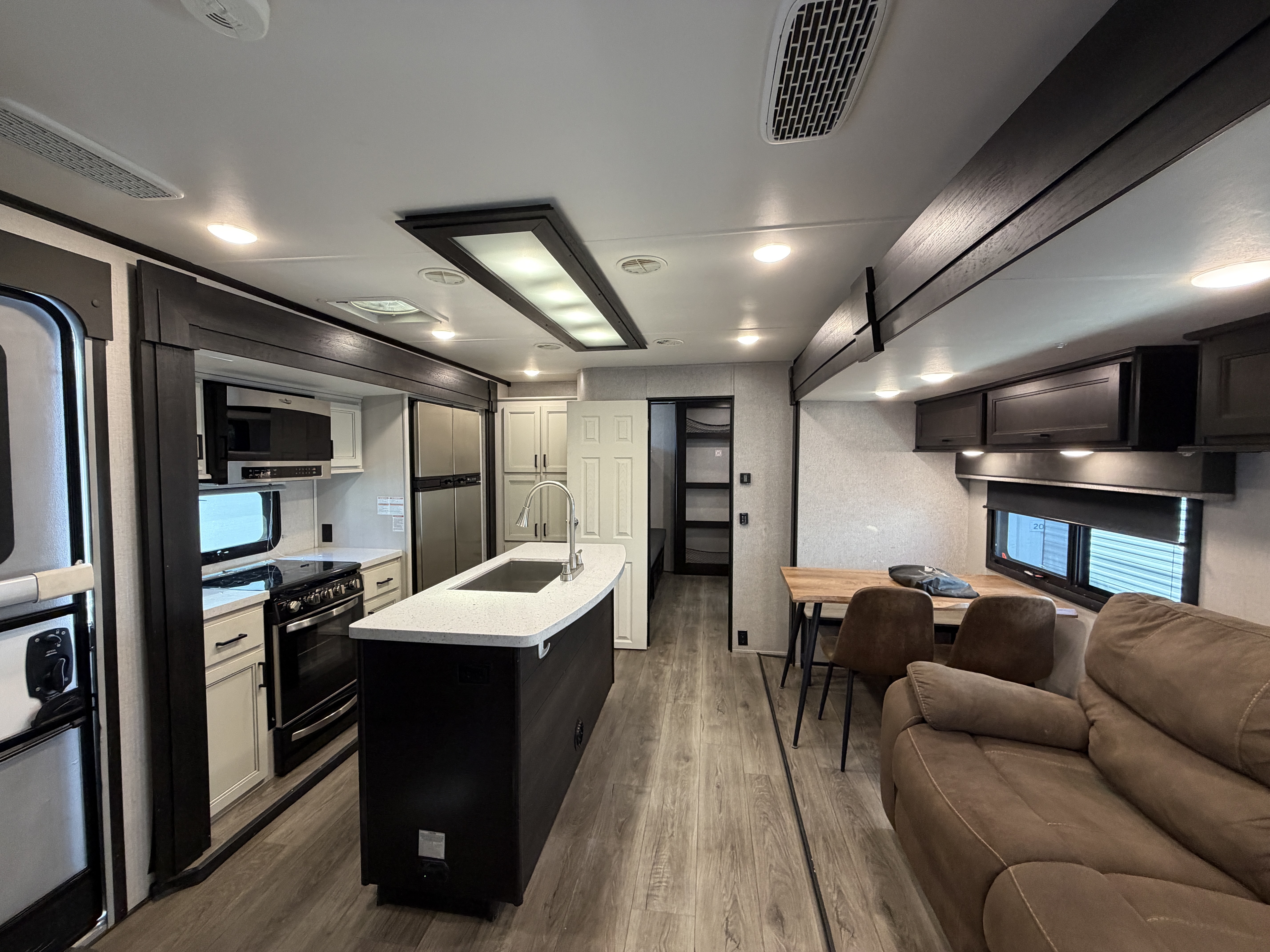 2021 Highland Ridge OPEN RANGE 330BHS in kennedale TX