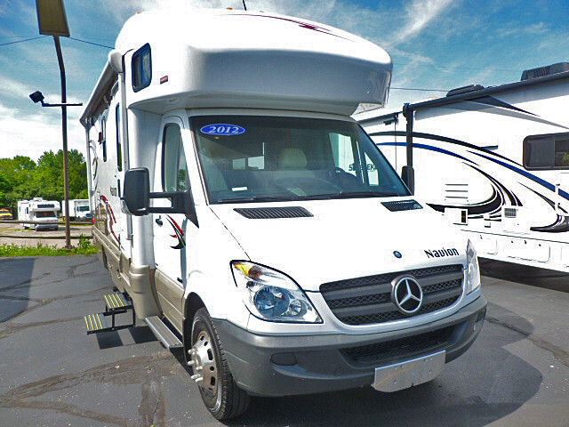 2012 Winnebago Navion 24M in dayton OH