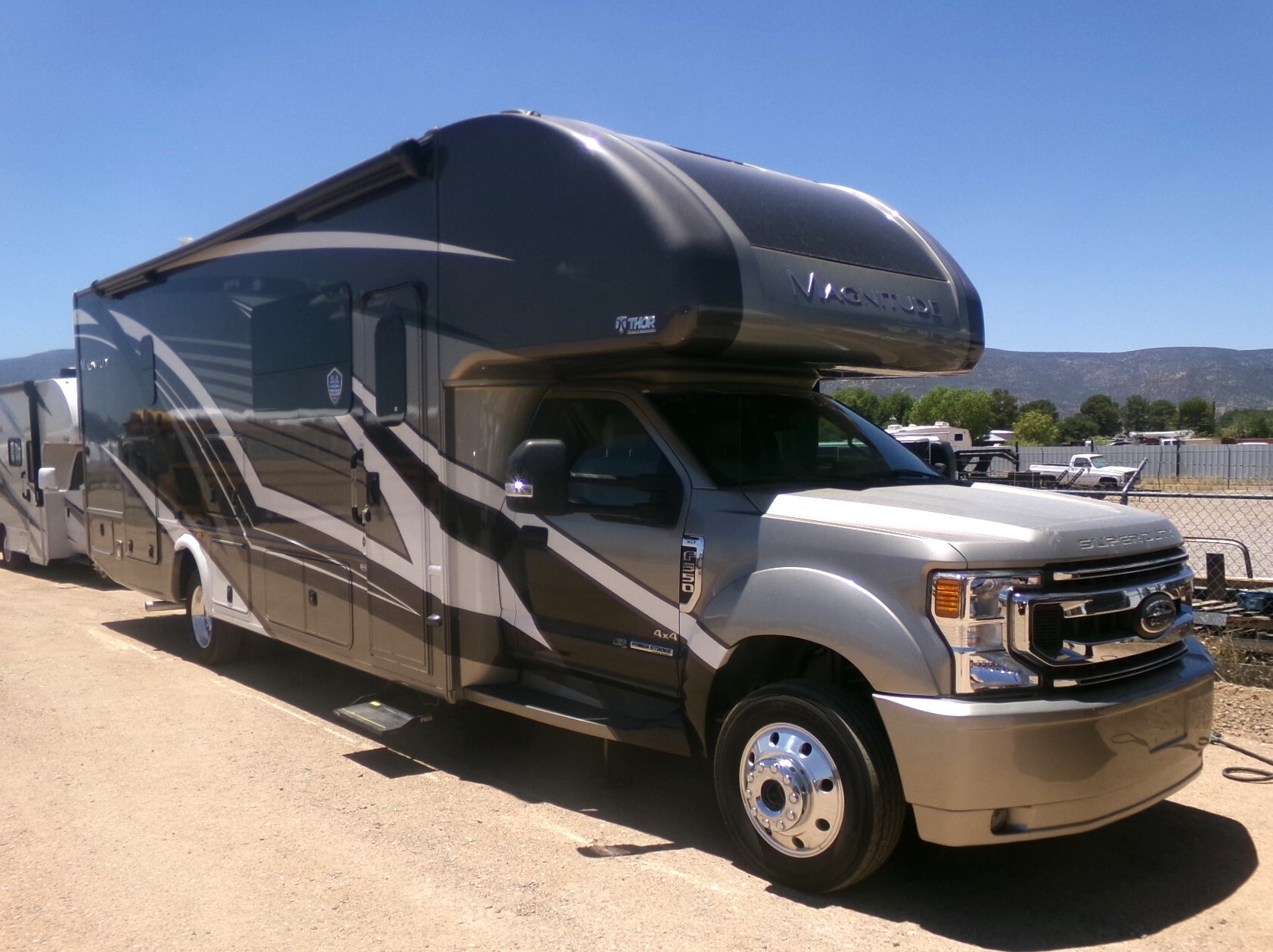 2022 Thor Motor Coach MAGNITUDE SV34 Super C RV