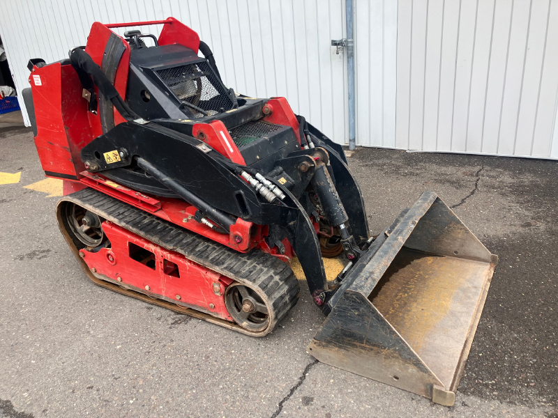 2022 TORO Dingo TX1000