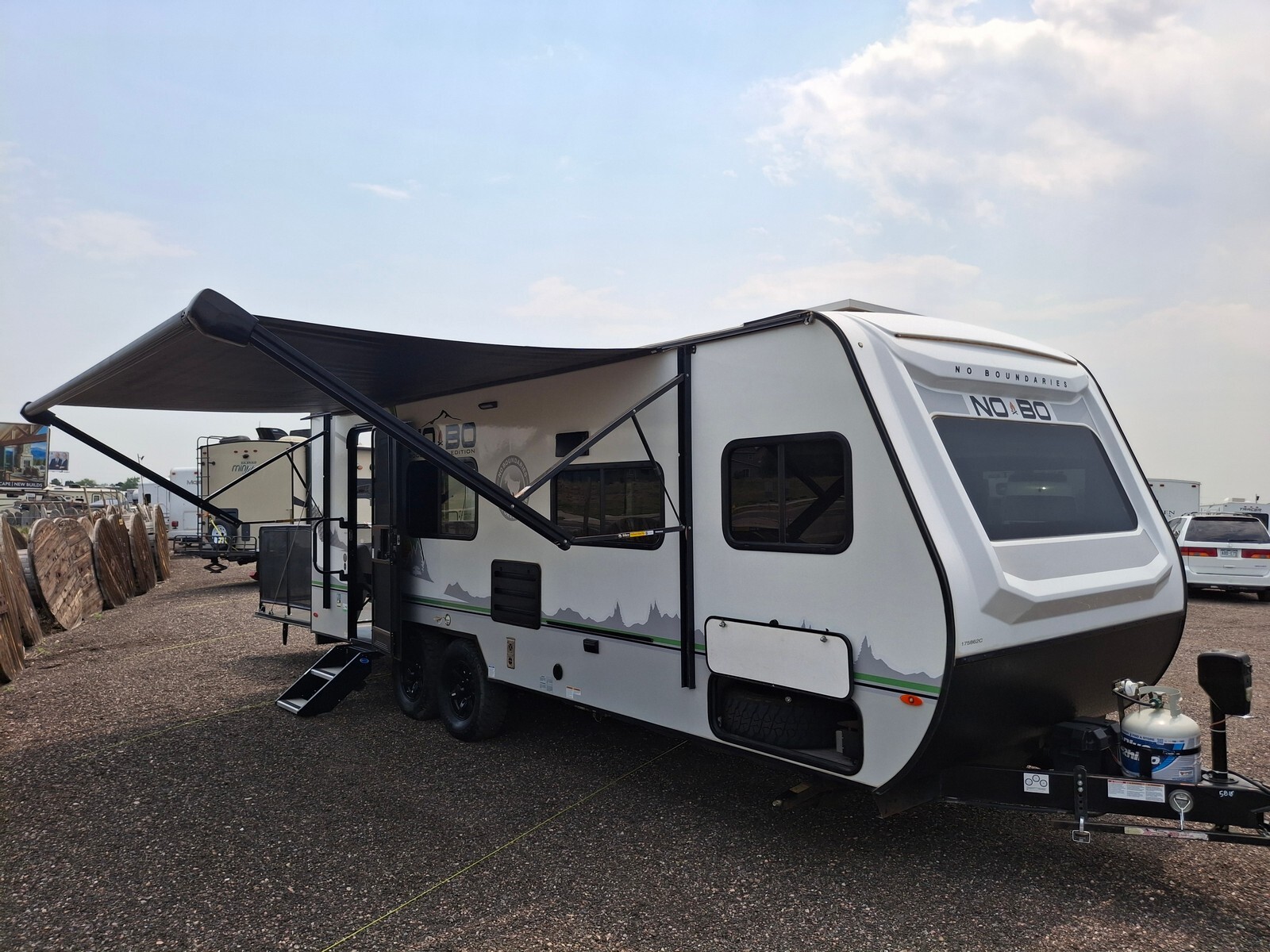 2022 Forest River NO BOUNDARIES (19 SERIES) NB19.1 Travel Trailer Toy Hauler RV