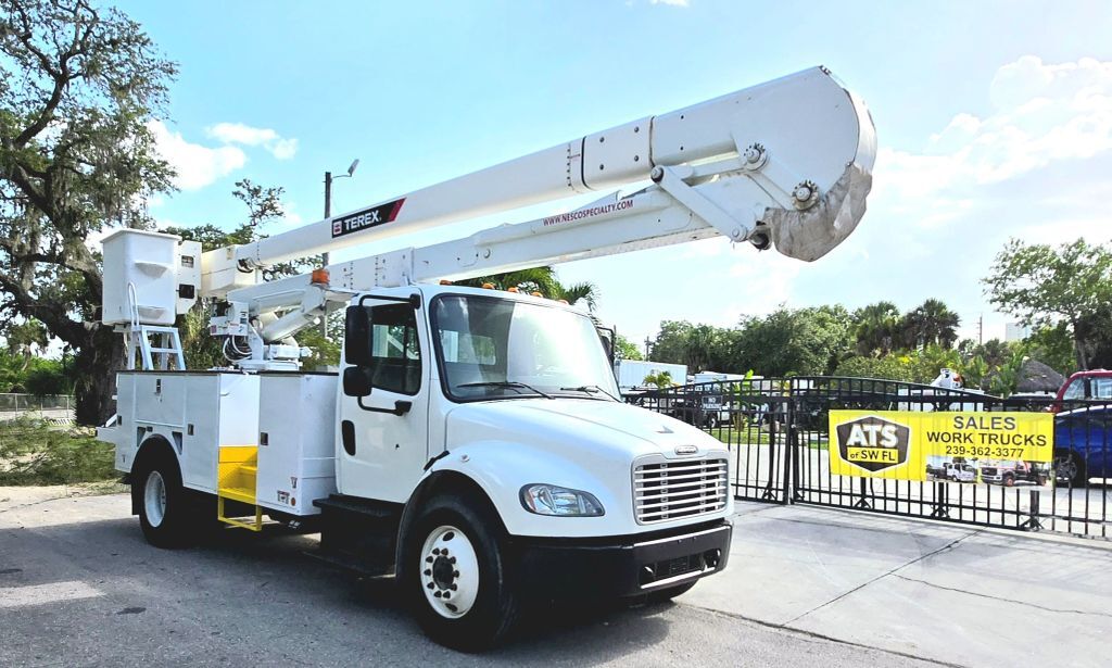 2016 FREIGHTLINER BUSINESS CLASS M2 106 in Fort Myers, FL