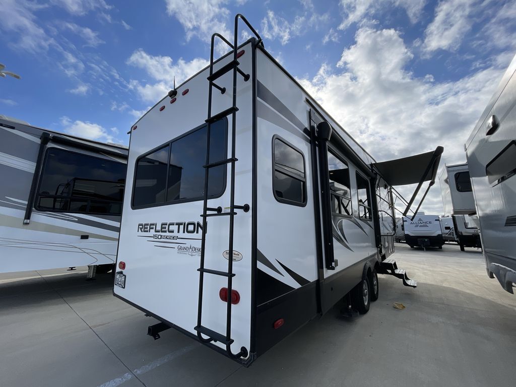 2022 Grand Design REFLECTION 295RL in buda TX