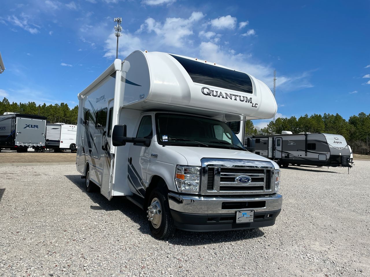 2022 Thor Motor Coach Quantum LC LC25 - Ford RV