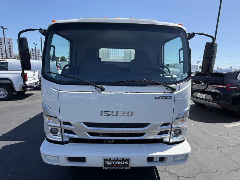 2026 ISUZU NPR HD