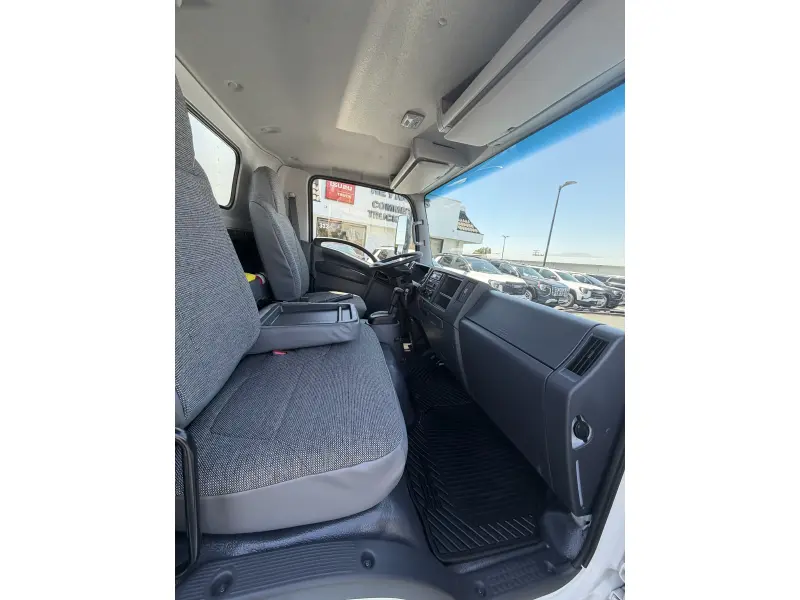 2026 ISUZU NPR HD