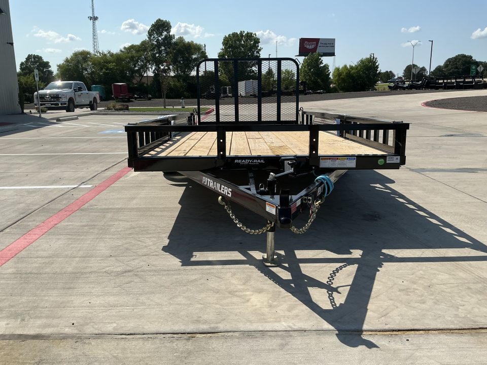 2027 PJ Trailers UL in Paris, TX