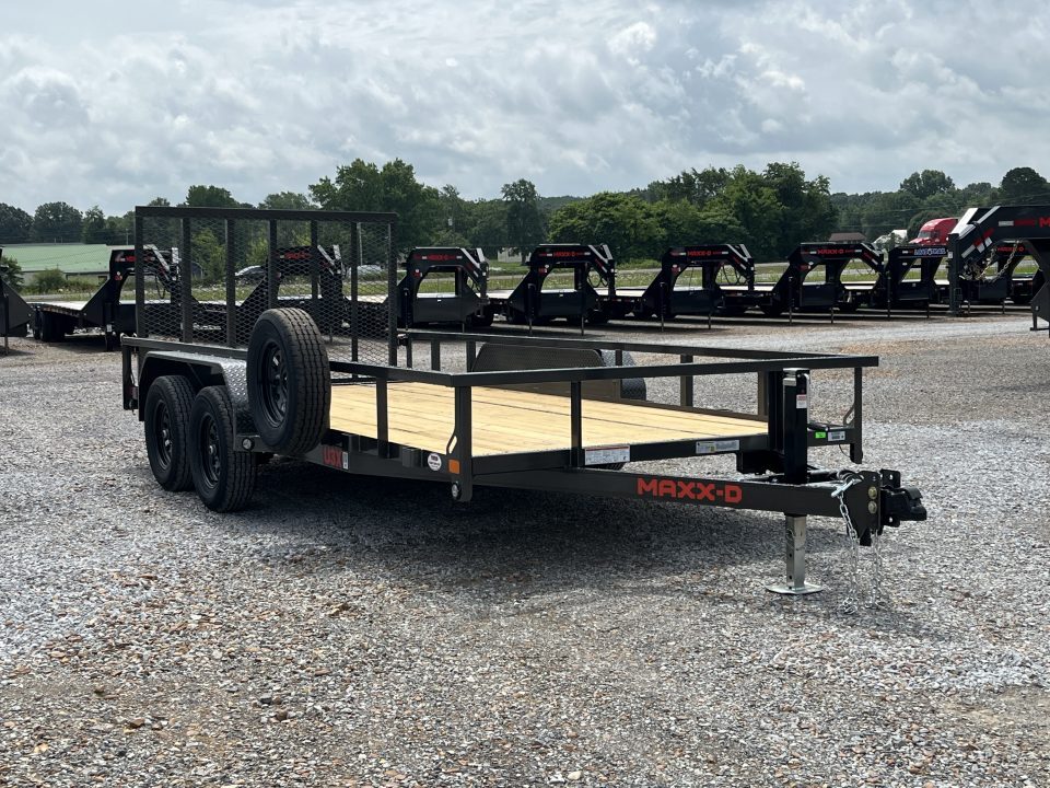 2027 MAXX-D U3X8316 in Dexter, KY