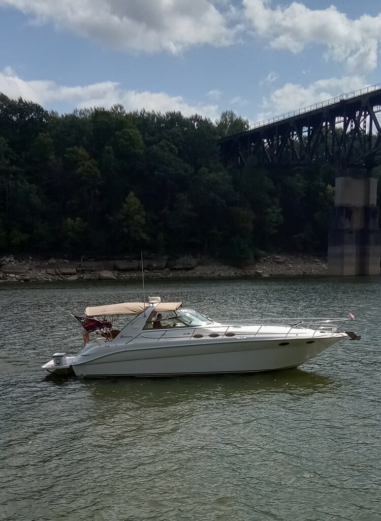 1997 Sea Ray 370 SUNDANCER in somerset KY