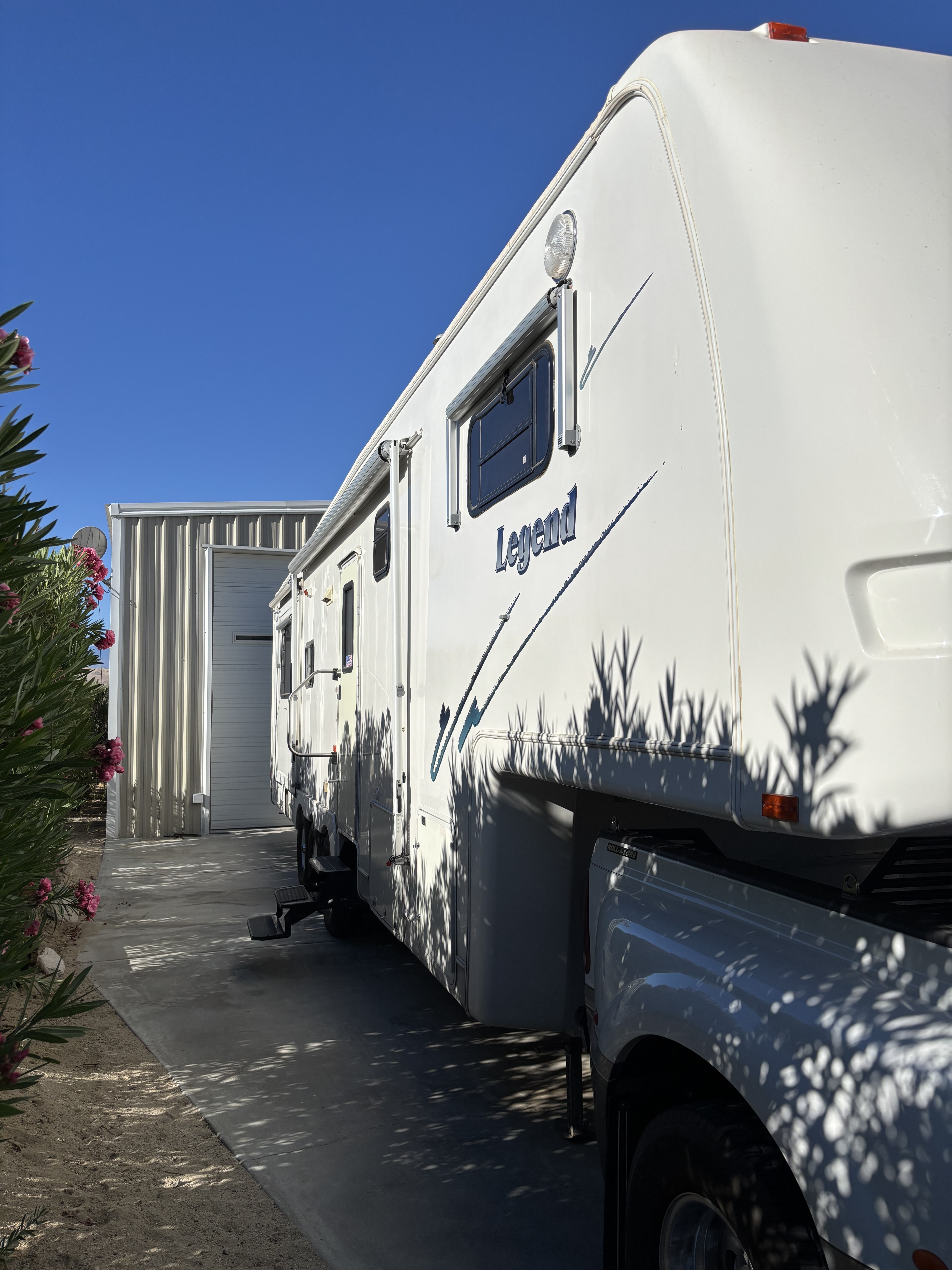 1997 Nuwa SNOWBIRD 35+2RLTG in desert hot springs CA