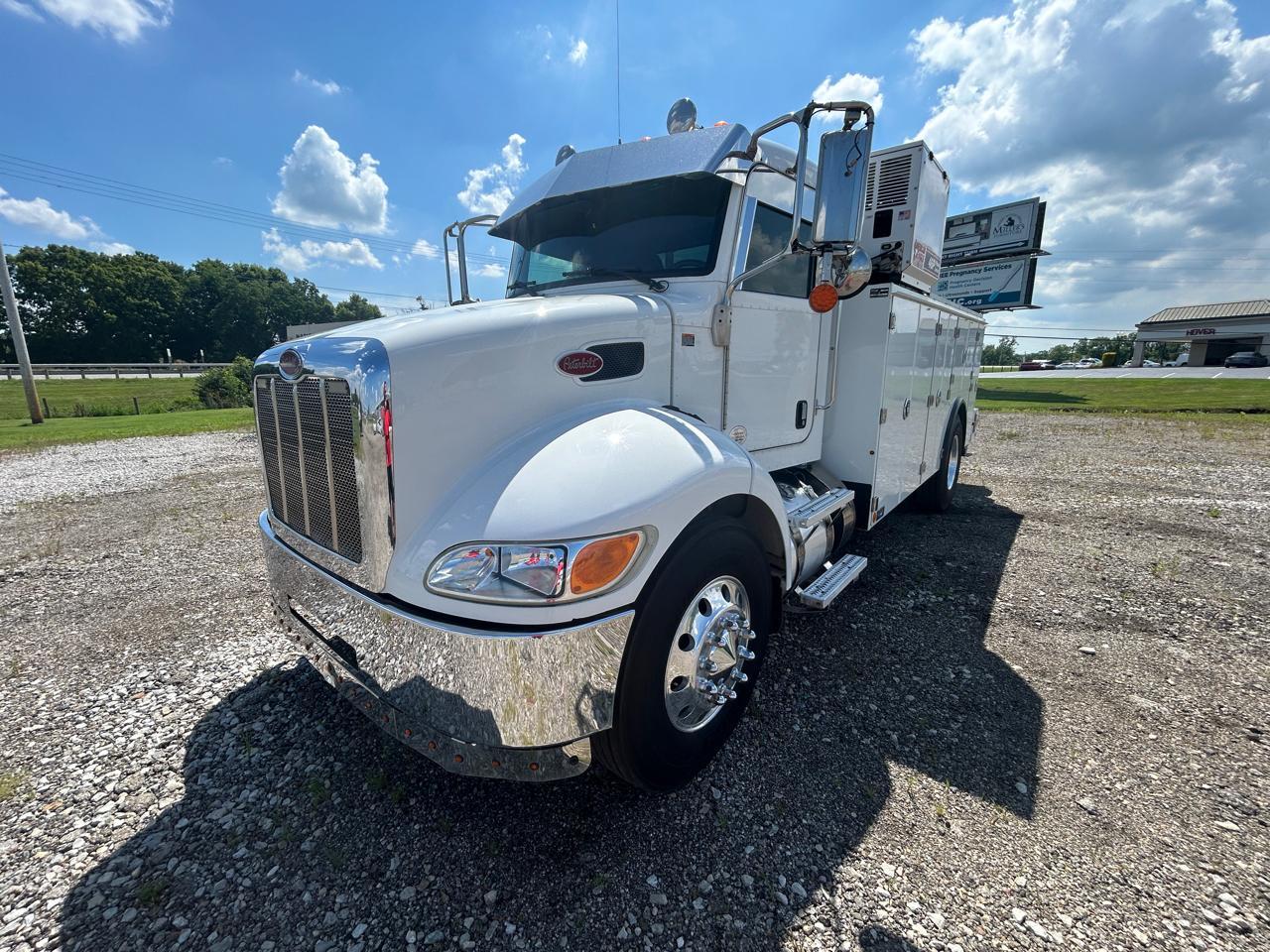 2018 PETERBILT 337 in Lancaster, OH