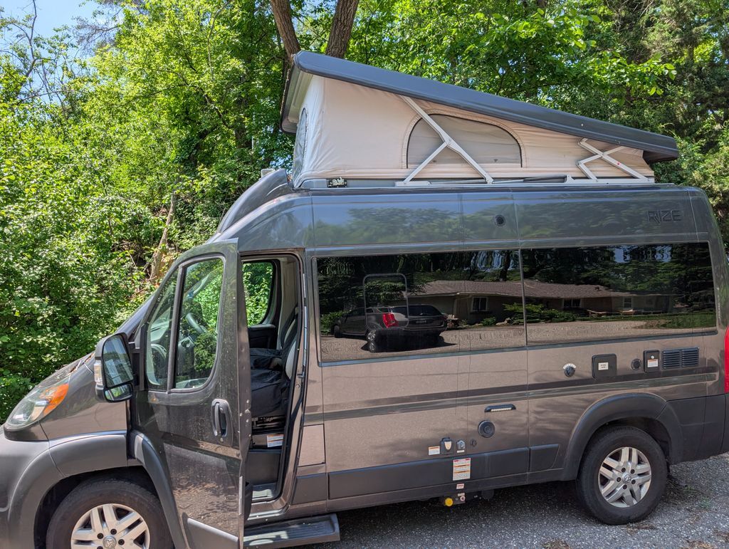 2022 Thor Motor Coach Rize 18A Pop Top in minnetonka MN