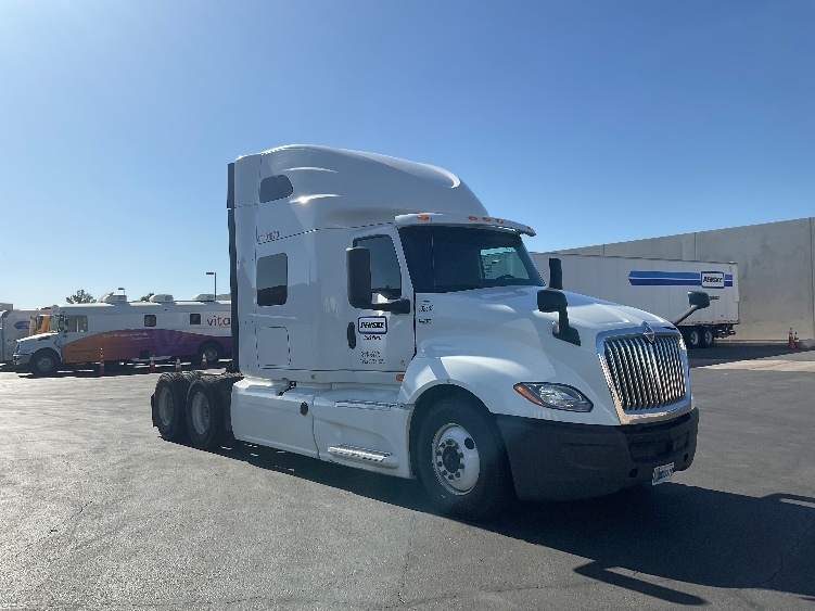 2019 INTERNATIONAL LT625 in Las Vegas, NV