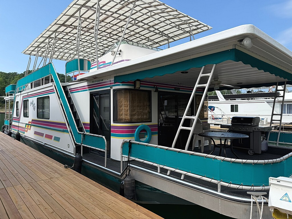1994 Sumerset Houseboats 16' x 66' Widebody in monticello KY