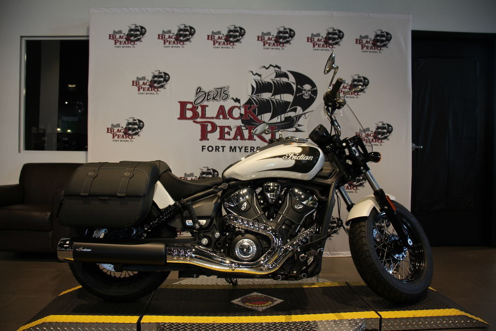 2026 Indian SUPER SCOUT LT W/ TECH, GHST WHT MTLC, 49ST Base BASE in Fort Myers, FL