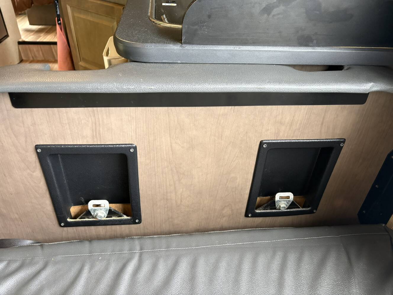 A photo of this 2019 Thor Motor Coach FOUR WINDS MAJESTIC 28A