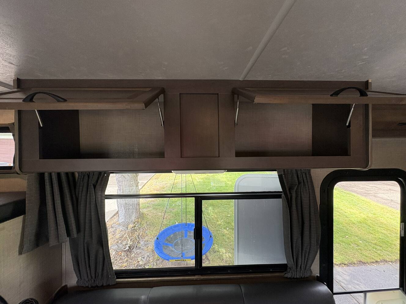 A photo of this 2019 Thor Motor Coach FOUR WINDS MAJESTIC 28A