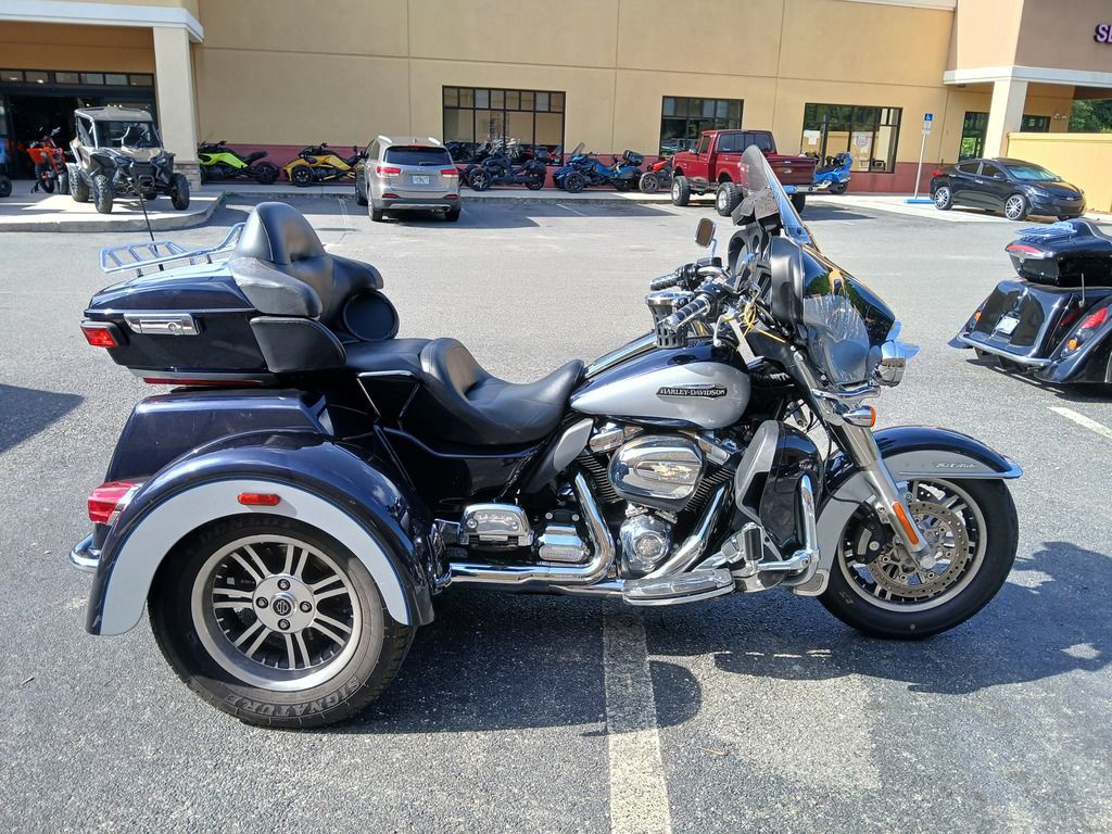 2019 Harley-Davidson Trike FLHTCUTG - Tri Glide Ultra ULTRA CLASSIC® in Ocala, FL