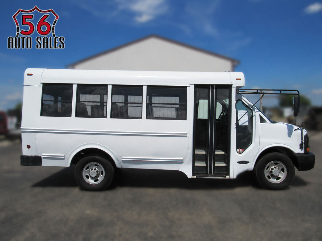 2007 CHEVROLET Express 3500 Bus in London, OH