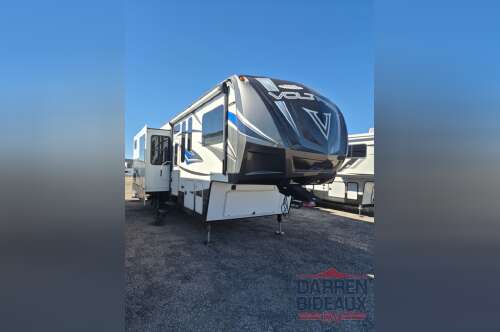 2016 Dutchmen Voltage V Series V4105 in west haven UT