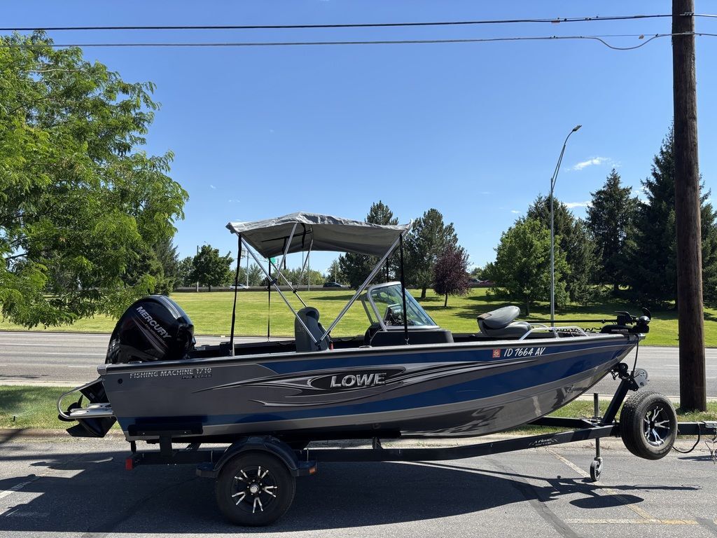 2015 Lowe Boats Fishing Machine FM 1710 Pro SC in boise ID